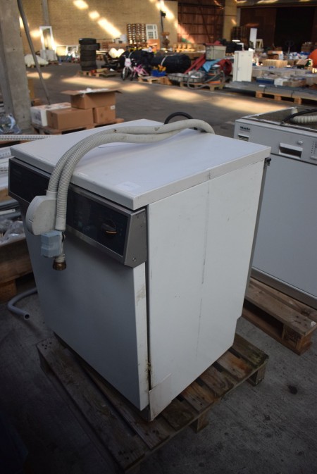 Dishwasher. Miele professional. 84.5x64x60 cm.