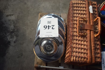 Opel capsules, retro. + picnic basket.