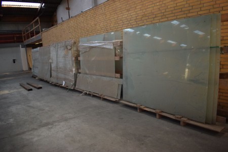 Laminated screen glass for terrace etc. 175x210 cm.