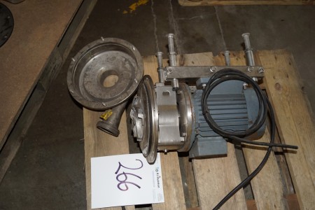 Electric motor with pump housing