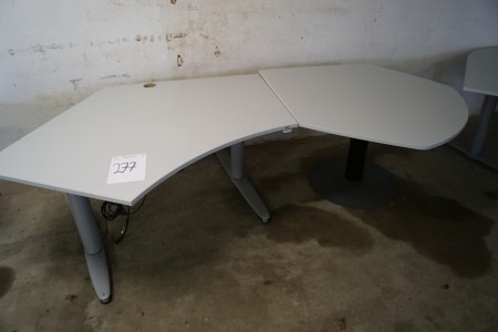 Hæve/sænkebord b:150 cm + tillægs bord b:110 cm