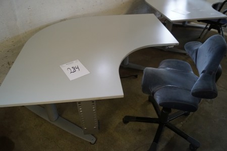 Raise / lower table b: 200 cm + chair