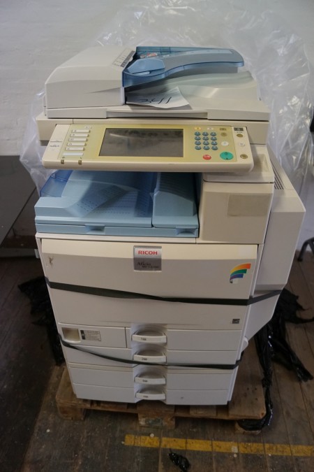 RICOH AFCIO MP C3300 printer works