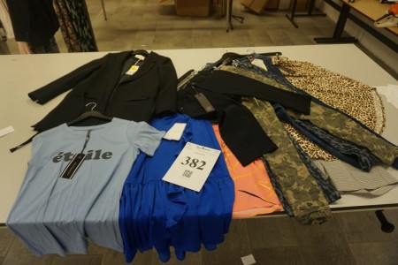Various women's clothing. Size 34 / XS