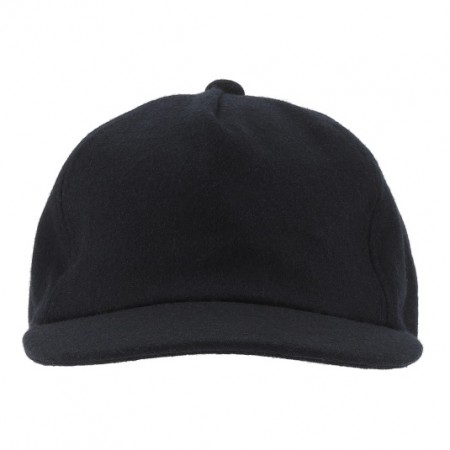 25 CAPS, Melton, SORT_x000D_ Powerful quality in 100% new wool. One size with neck control.