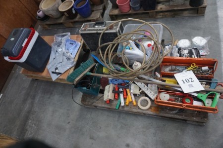 Lot of old tools, painter accessories and 4 pcs. new shirts etc.
