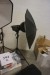 Fotoatalier-udstyr. Inkl. Stativer, lamper, skærme og pærer (mrk. Lastolite Roy D8 C3200)
