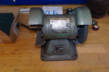 Bench Grinder, including various grinding equipment on table