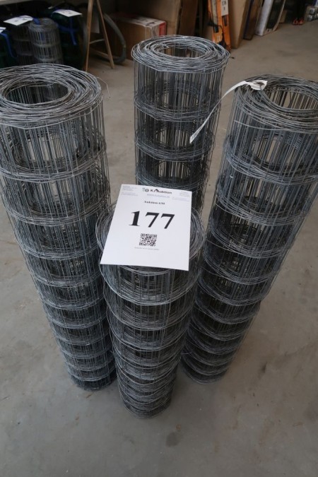 4 rolls galv. Wire fence, 1 / 0.9x20 meters, 3 / 1.1x20 meters