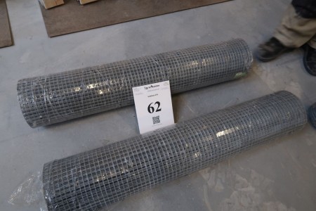 2 rolls of aviary mesh, 0.9x20 meters per roll, mesh size 13x13 mm