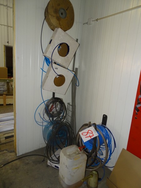 Various hoses and more.