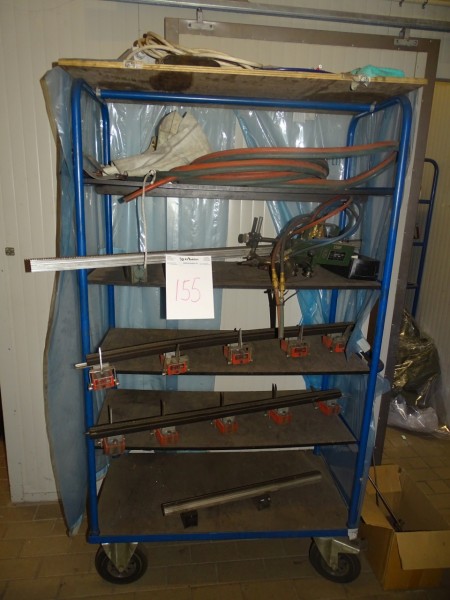 Rullevogn med diverse skæreskinner med magnet. + skæremaskine