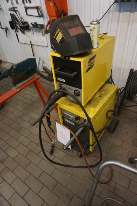 CO2-Schweißgerät der Marke Esab LDA 200 mit A-10 MVC 30-Box. Mit Ausrüstung.