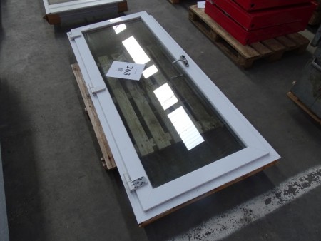 Aluminum door with glass window. 211x95 cm.