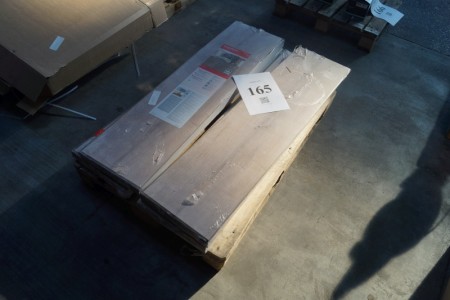 4 hp. Laminate Flooring. Pr. package: 2.53 m2.