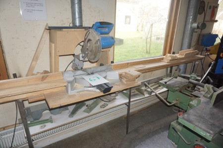 Kapgering saw with home-built table.