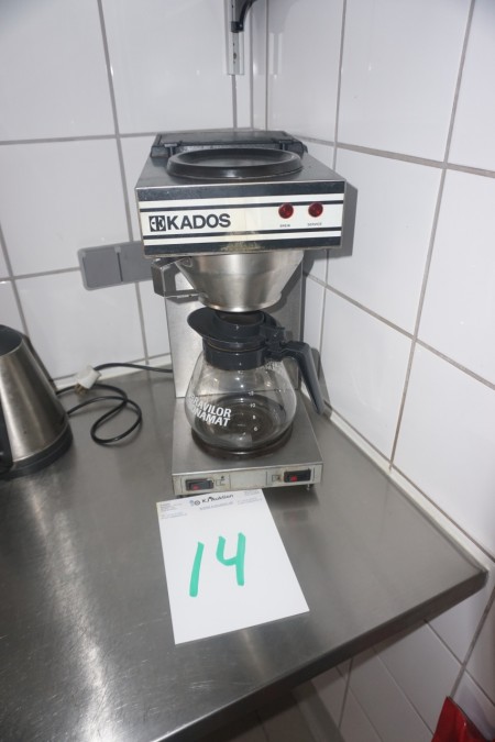 Kaffemaskine mærke Kados + diverse kander + diverse