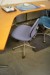 2 delt skrivebord, l: ca 210 cm med vinkel d:85 cm h:74 cm + 120x120x74 cm + 2 stole