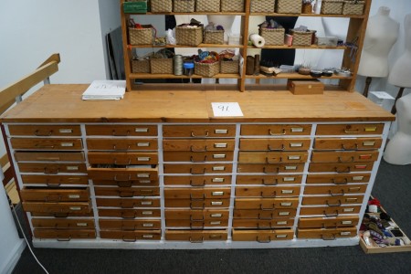Antique counter with drawers 204x60x90 cm with content, has been in an Embroidery in Horsens
