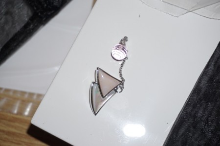 Genuine silver pendant w / mother of pearl and pink gemstones