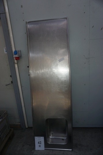 Stainless steel worktop with sink. 200x62 cm.