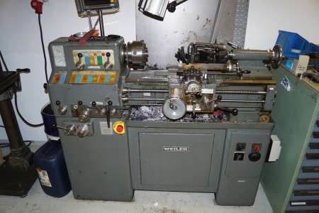 Lathe for metal, brand: WEILER, with center cartridge ø: 16 cm, insert approx 4.5 cm, with electronic display, b: 140 h: 160 b: 50 cm, 380v