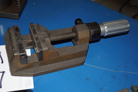 Machine screw 20x10 cm