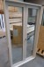 Træ/alu vindue, Antracit/hvid, H200xB109,8 cm, karmbredde 14,8 cm, indadgående, med redningsåbning, 3-lags glas. Modelfoto