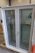 Holz / Aluminium-Fenster, Anthrazit / Weiß, H170xB109,2 cm, Rahmenbreite 14,8 cm, innen, mit Rettungsöffnung, 3-Schicht-Glas. Modell Foto