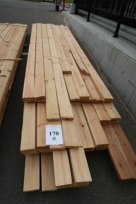 Estimated approx. 248 meter boards, 32x125 mm. Length 300-440 cm.