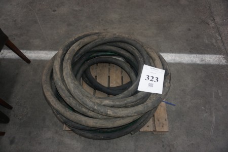 Pressure hose. Ø: 32 mm.