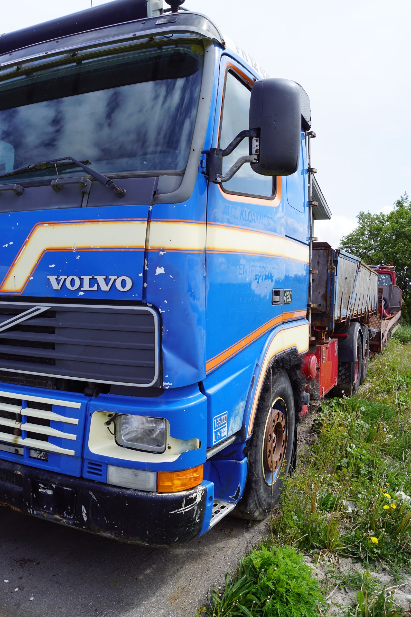 Lastbil mærke Volvo FH 12 reg.nr VU90935 sælges uden