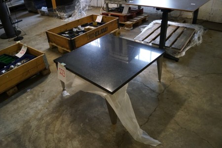 Granite worktop90x90 cm, thickness: 30 mm, with steel base h.40 cm + plate thickness