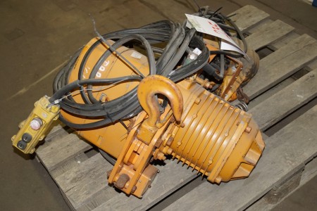Electric hoist type: IBBQ engine: IP55