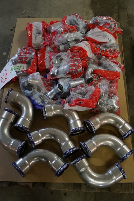 Pallet with various pressure fittings, in various sizes for plumbing