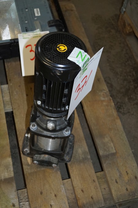 Pump mark: GRUNDFOS type: CR3-9-A-A-A-E-HQQE model: A96516596P10640