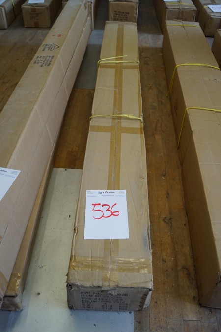 1 kasse med 4 stk PVC folde døre 81x212 cm, farve: PINE