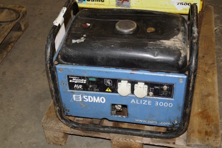 Benzin generator kan starte men ikke lave strøm mærke: SDMO ALIZE 3000 