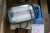 Arbejdslampe + kasse med loft amarturer + 3 stk loftlamper