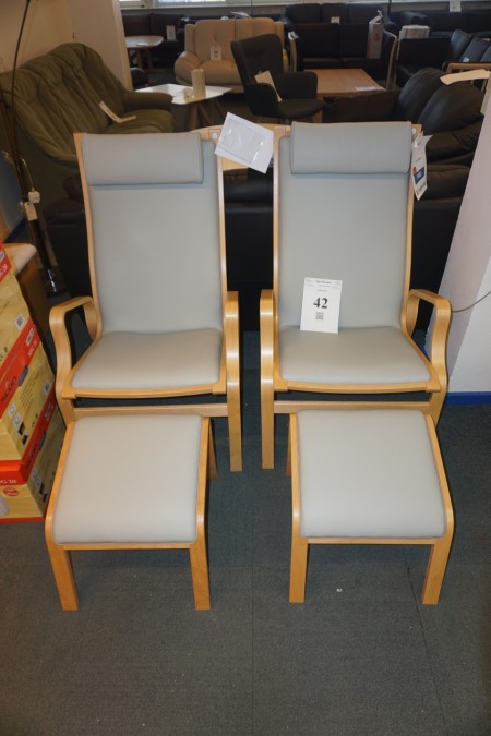 2 stk. hvilestole med skammel. 105x70x64 cm.