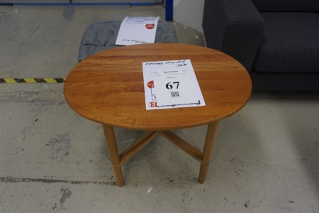 Kirschlampe Tisch. 55 x 75 x 50 cm.