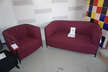 Sofa. Model: base. Farve: King 5001. Sort steld. + stol. Model: Place. Farve: King 5001. Sort steld.