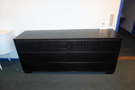 Sideboard. Model: AM 644. Color: wenge. Dimensions: 196x82x50 cm. New