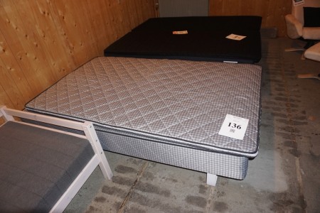 Box-mattress. 120x200x50 cm.