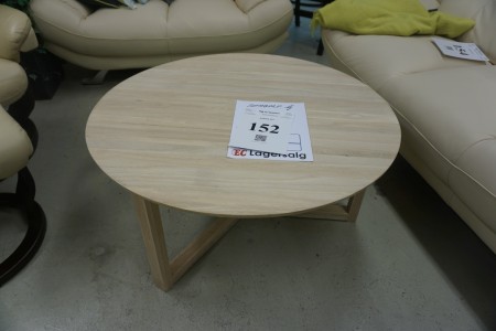 Coffee table. Ø: 90 cm. Height: 45 cm.
