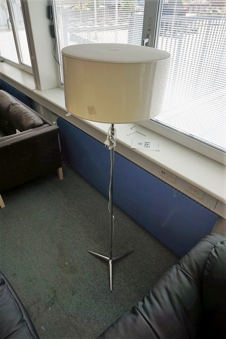 Lamp. Brand: Texa. 155 cm.