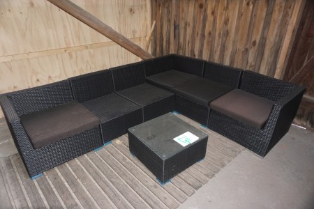 Garden set. Can be shared. Total dimensions: 212x269 cm. + garden table with glass top. 58x58x31 cm.