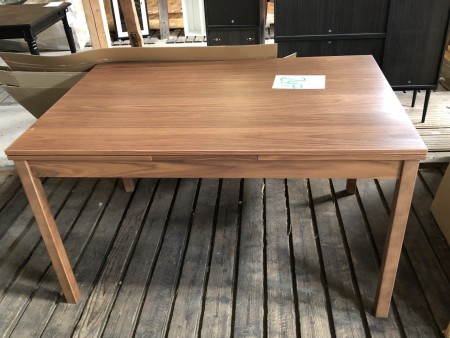 Dining table. 135x90x77 cm. + extraction