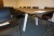 Langer Tisch. Hvidt-Rahmen. 300x95x75 cm. + 10 Stühle.