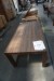 Long table. 100x200x74.5 cm.